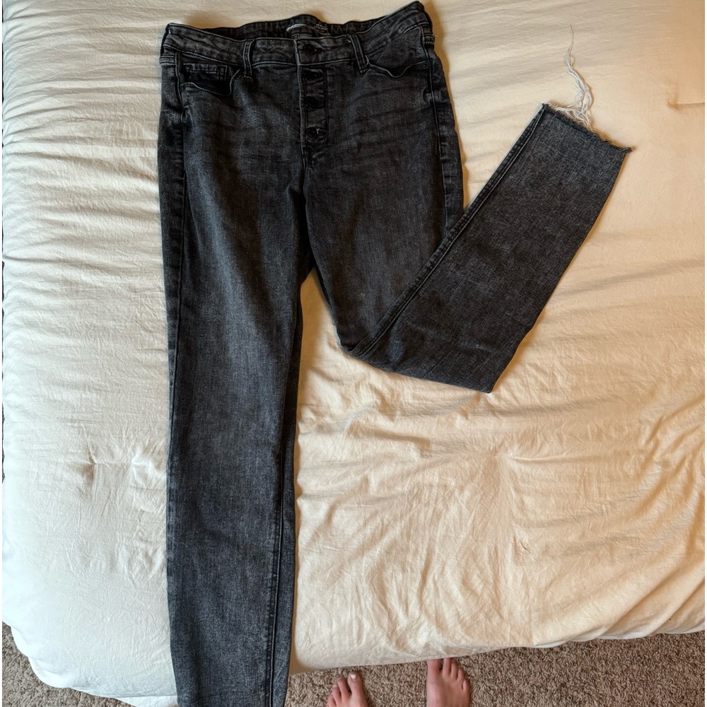 Old Navy Distressed Jeans